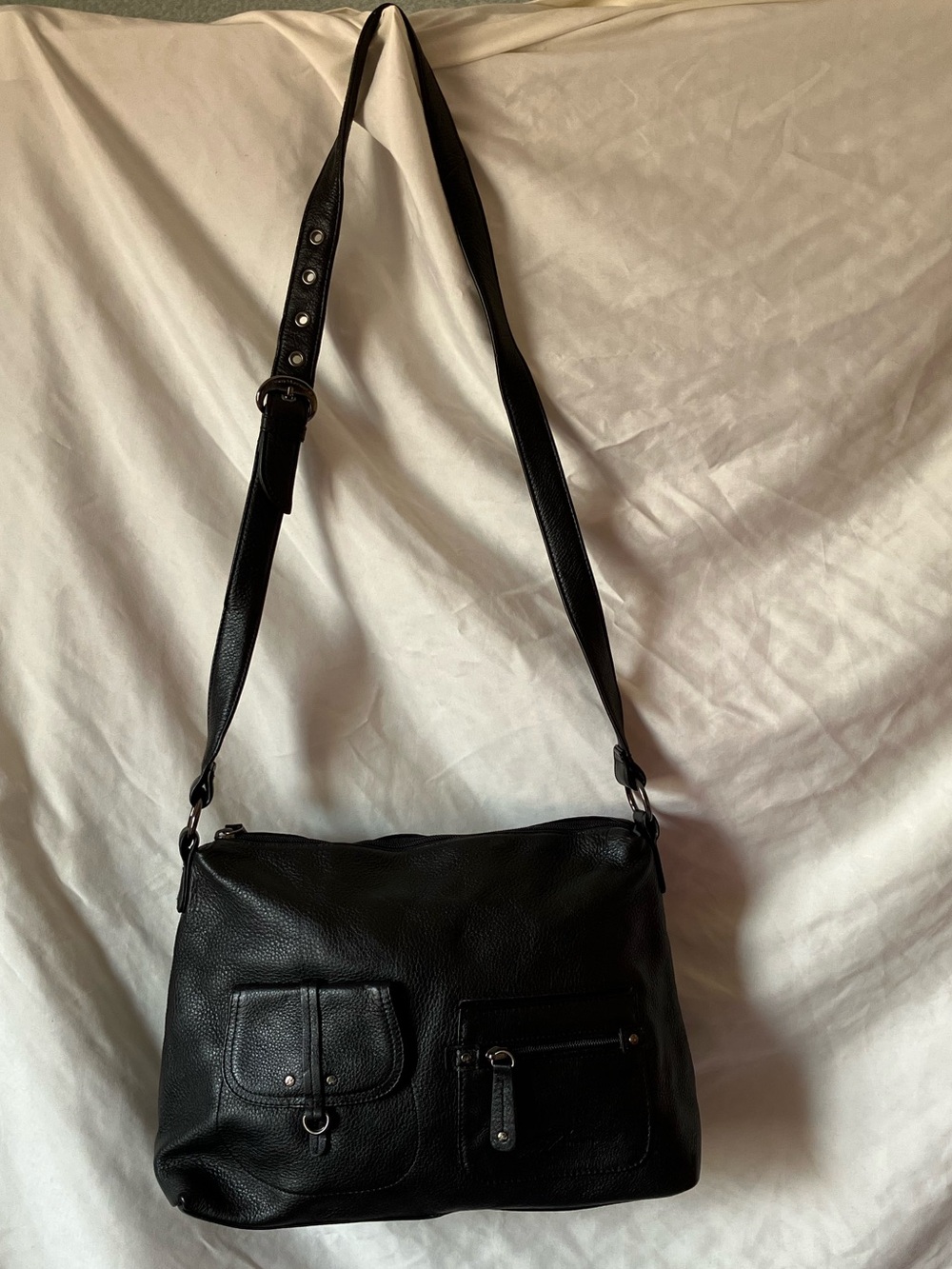 Stone Mountain Black Leather Crossbody Shoulder Bag